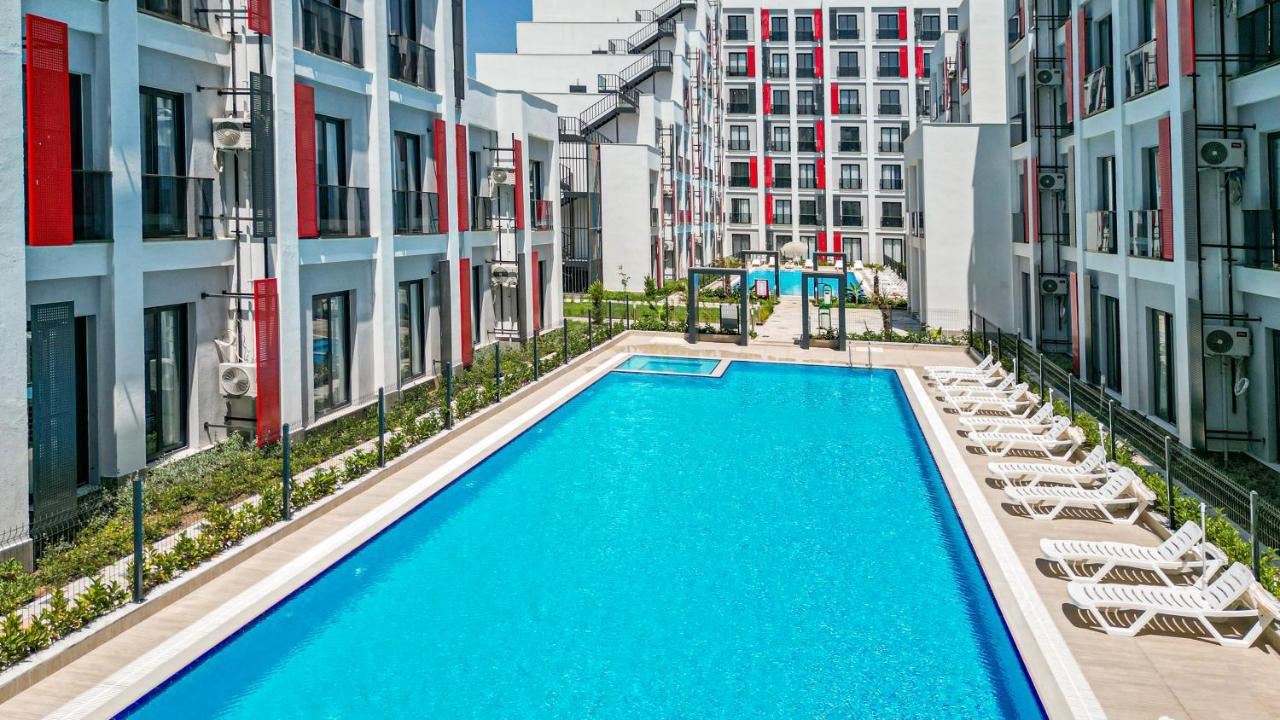 C Suites Antalia Airport Luaran gambar